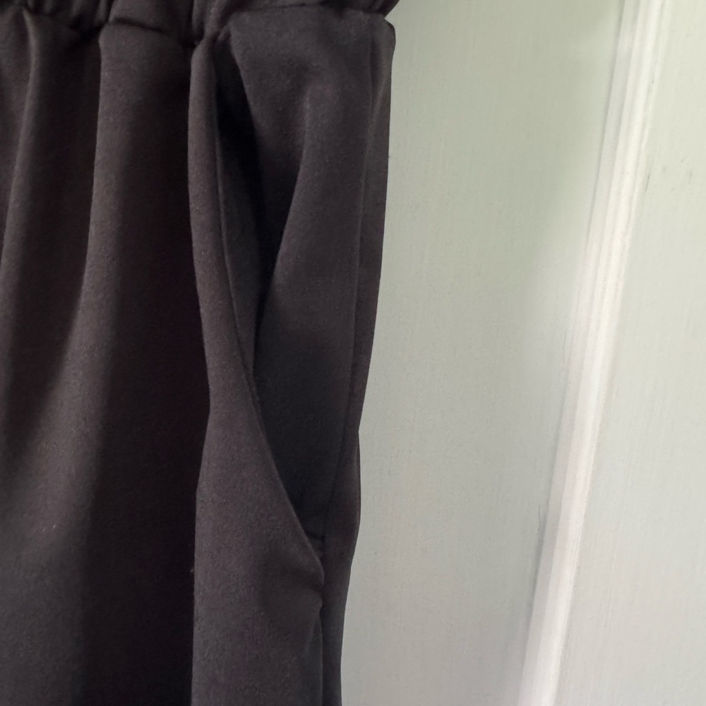 Versatile Black Jumpsuit - Picture 5 of 6